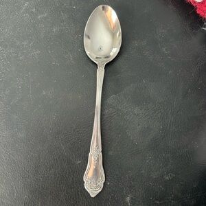 Rogers stainless Korea Alexis pattern teaspoon